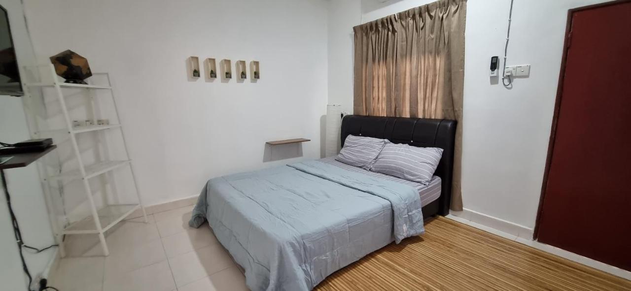 Seven Stones Langkawi Bed & Breakfast Pantai Cenang  Exterior photo