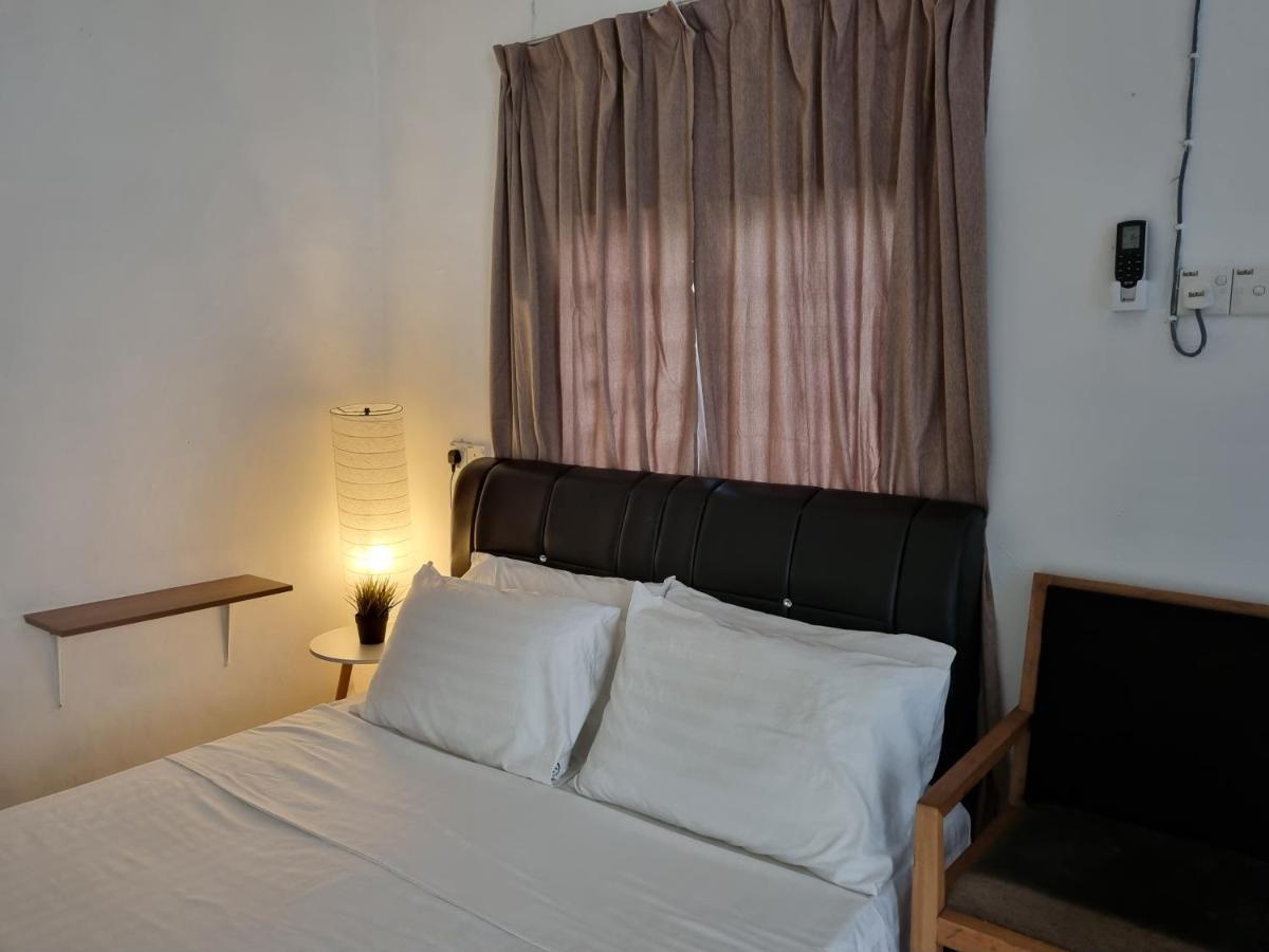 Seven Stones Langkawi Bed & Breakfast Pantai Cenang  Exterior photo